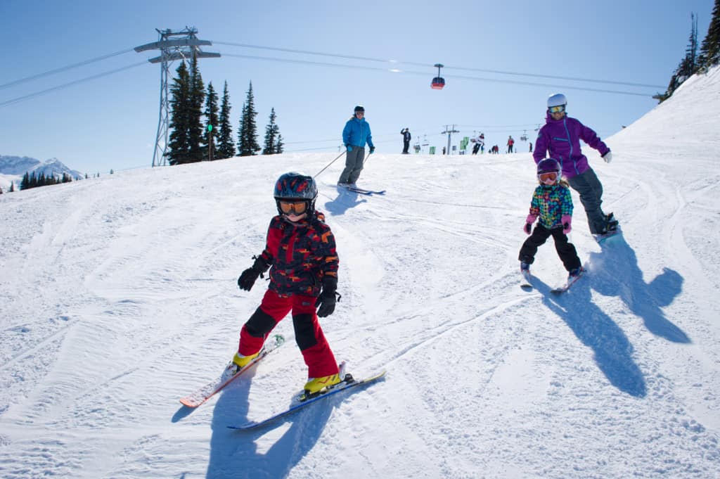 Servus Free Ski Fridays – Ski for Free + $10 Lessons #yeg