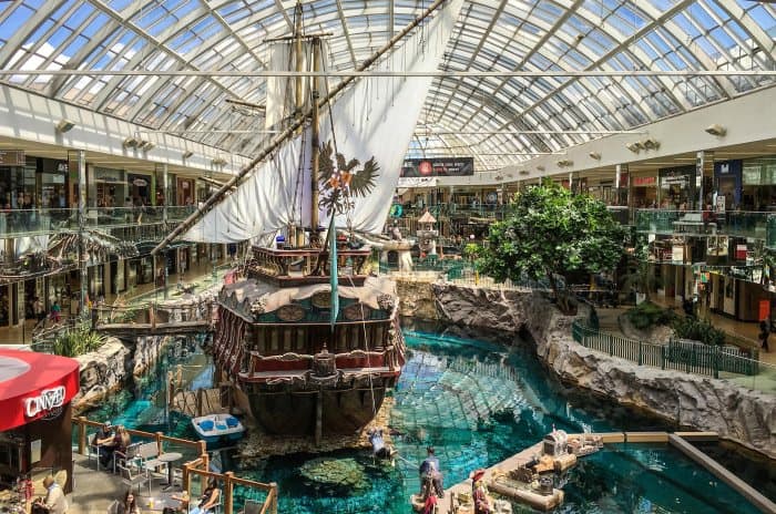 5 Cool Kids Activities You Can do at West Edmonton Mall in June