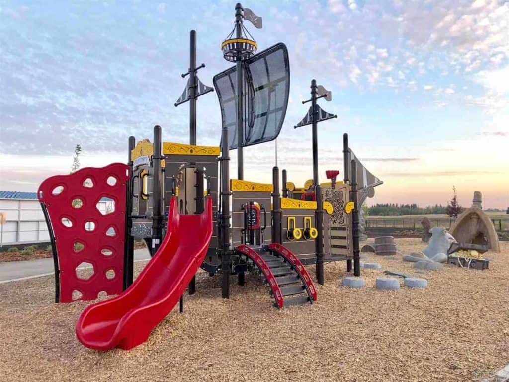 10 Best Edmonton Playgrounds to Visit with Your Kids this Summer