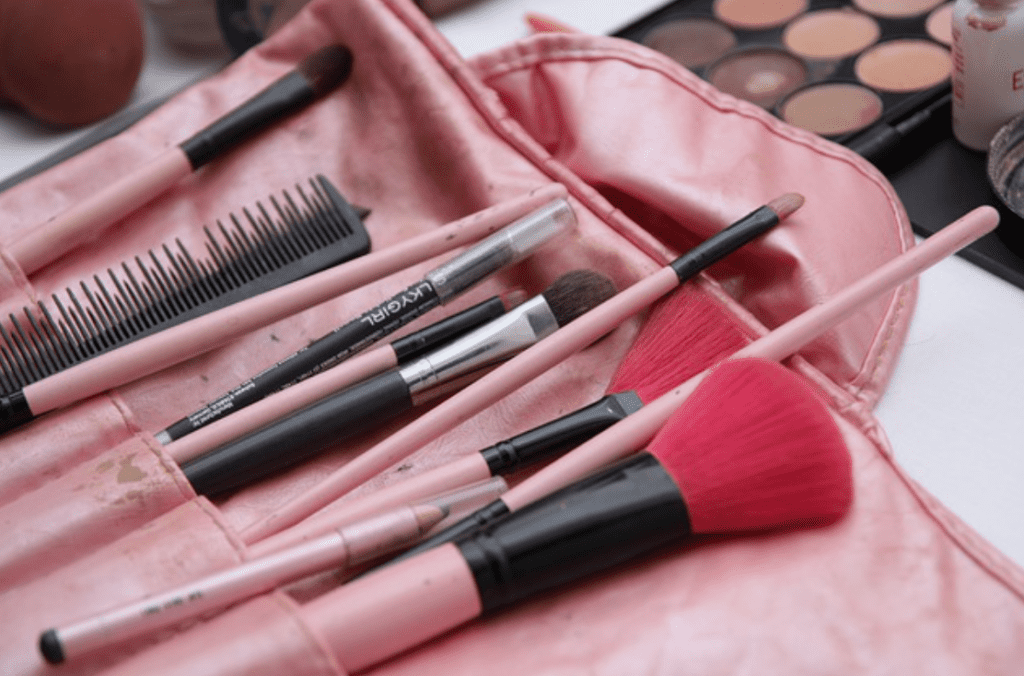 Essential Makeup Tips for Beginners